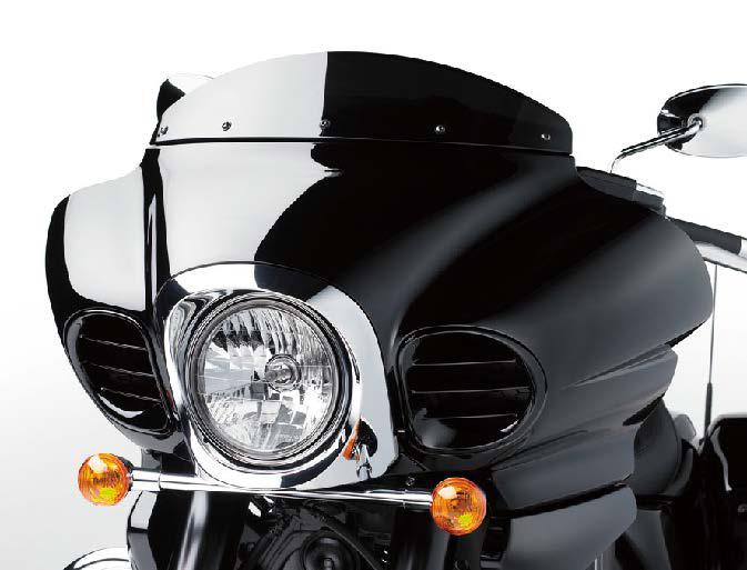 Large front cowl and wind deflector